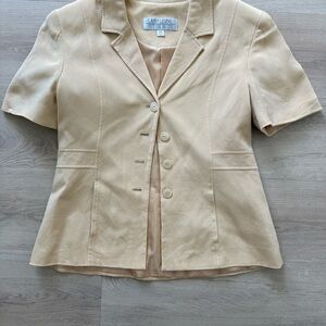Larry Levine Pale Yellow Short Sleeve Blazer